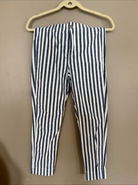 Ivy & Main Cropped women’s  Navy and White Striped cotton/linen pants